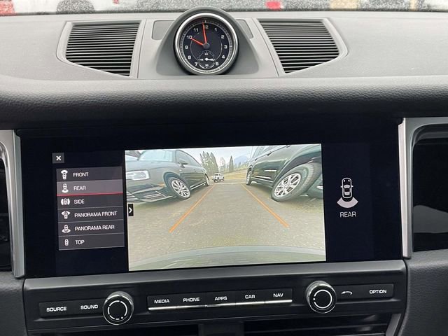 Used 2021 Porsche Macan S image 24