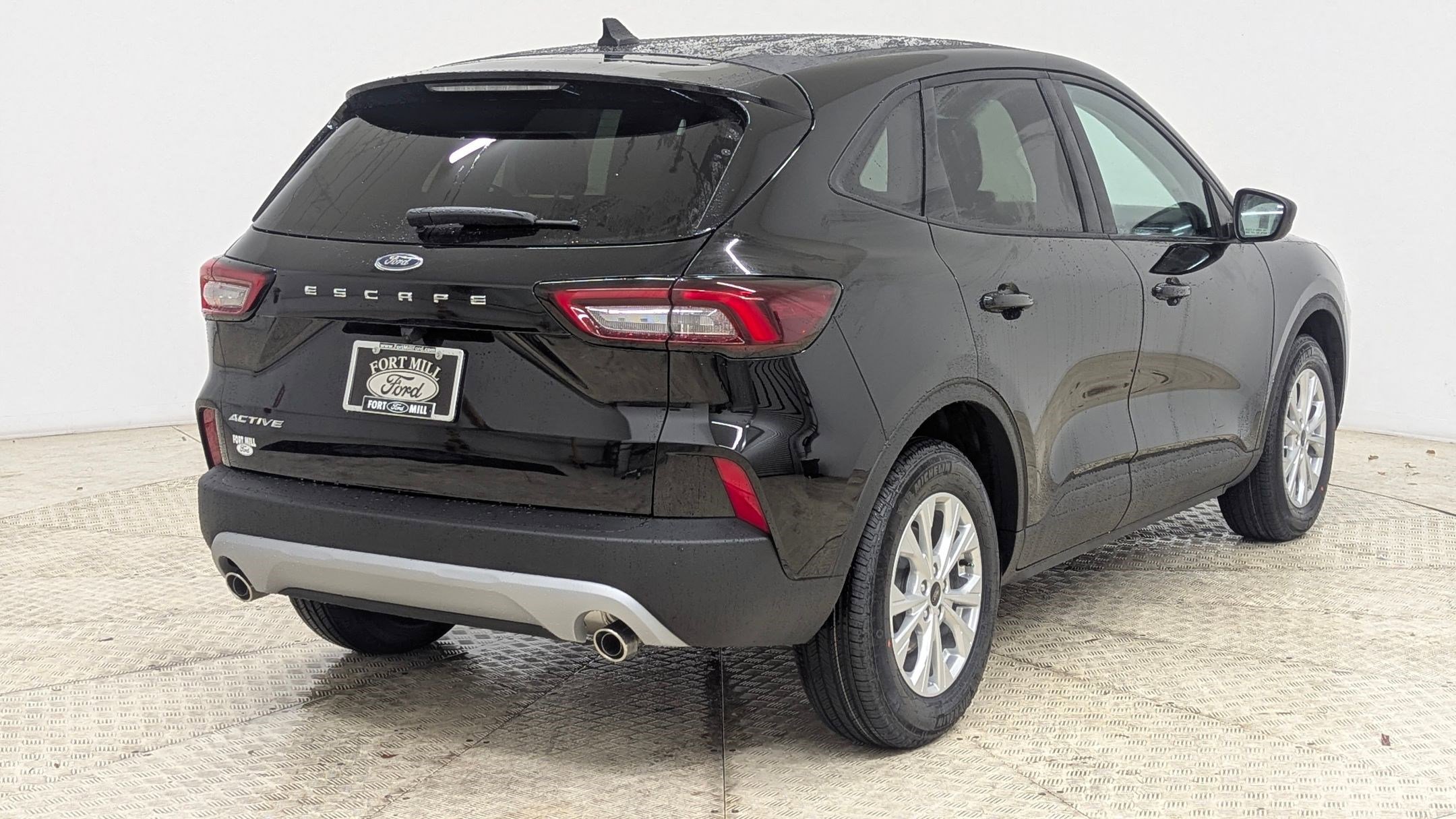 New 2026 Ford Escape Active FWD image 8