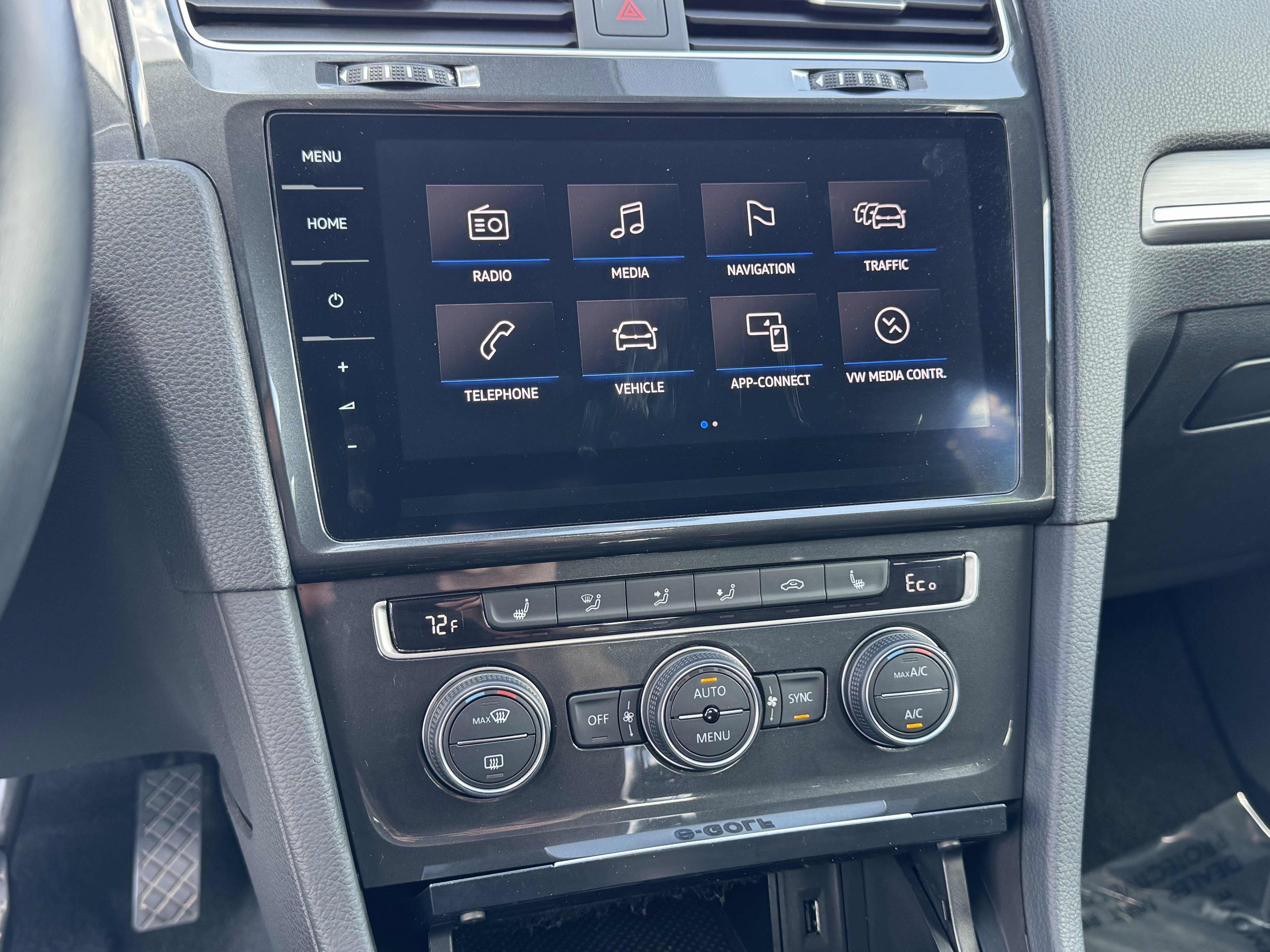 Used 2019 Volkswagen e-Golf SEL Premium image 22