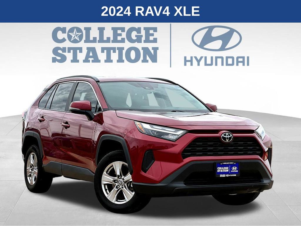 Used 2024 Toyota RAV4 XLE FWD image 1