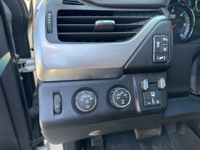 Used 2015 Chevrolet Tahoe LTZ AWD/4WD image 7