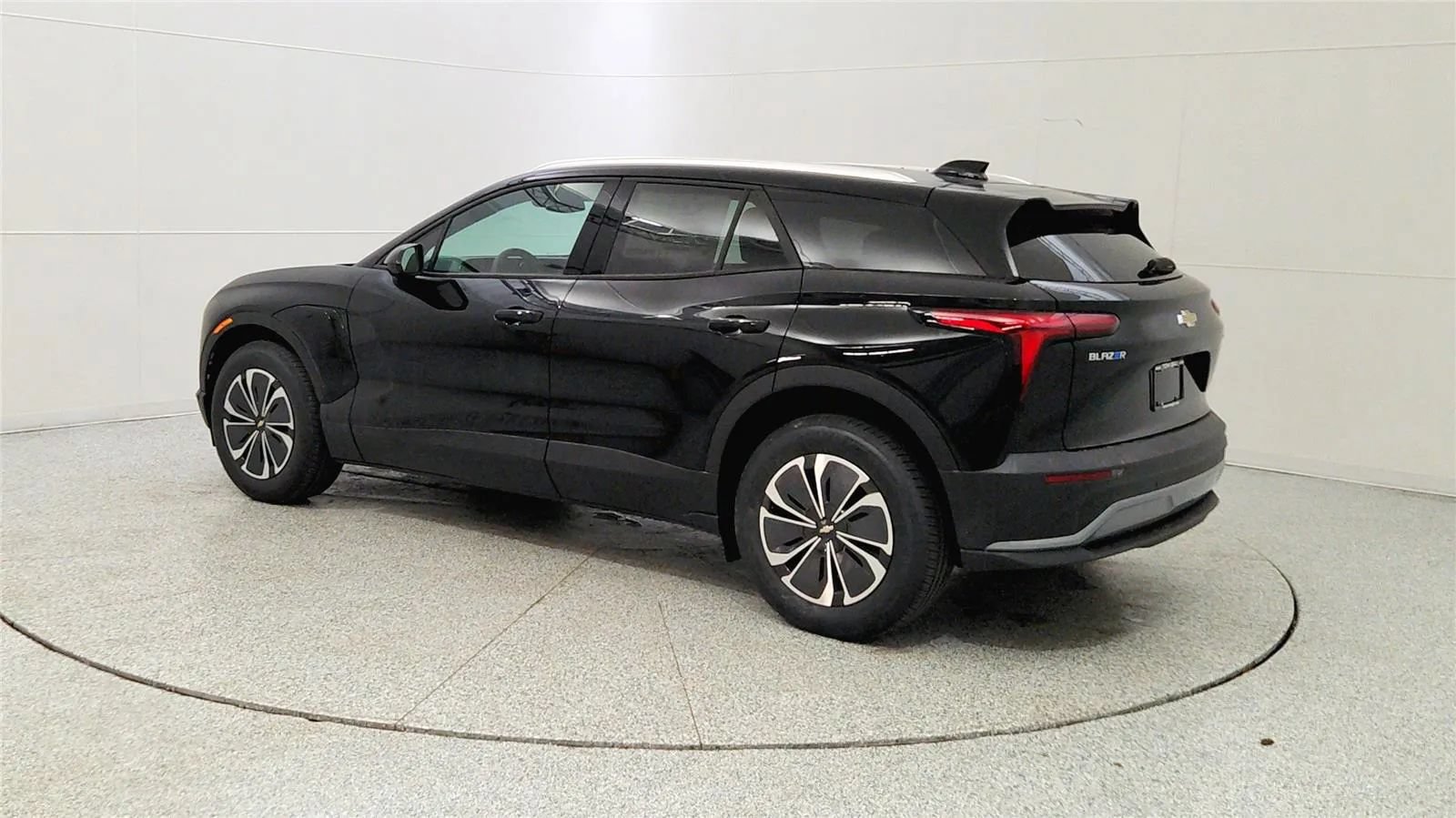 New 2026 Chevrolet Blazer EV LT AWD/4WD image 5