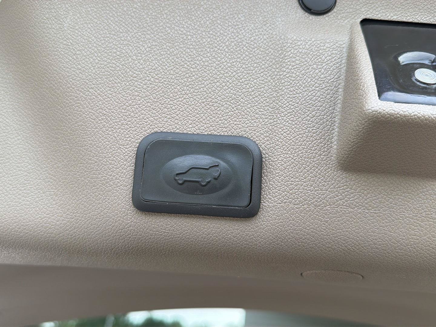 Used 2014 GMC Acadia Denali FWD image 36