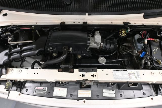 Used 1995 Ford E-150 and Econoline 150 Club Wagon RWD image 37
