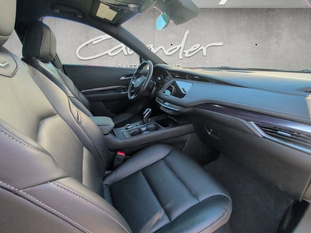 Certified 2023 Cadillac XT4 Luxury w/ Cold Weather Package image 24