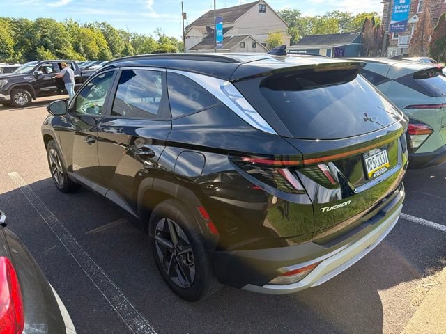 Certified 2025 Hyundai Tucson SEL AWD/4WD image 6