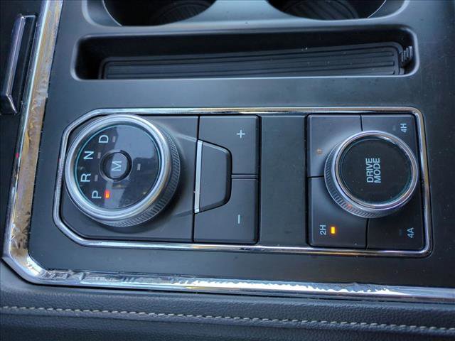 Used 2023 Ford Expedition XLT image 12