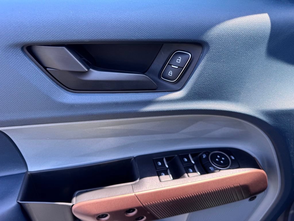 Used 2022 Ford Maverick Lariat w/ Lariat Luxury Package FWD image 21