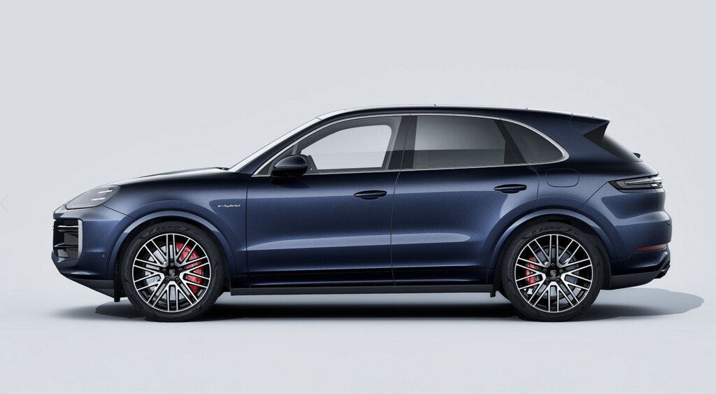 New 2026 Porsche Cayenne Turbo AWD/4WD image 2