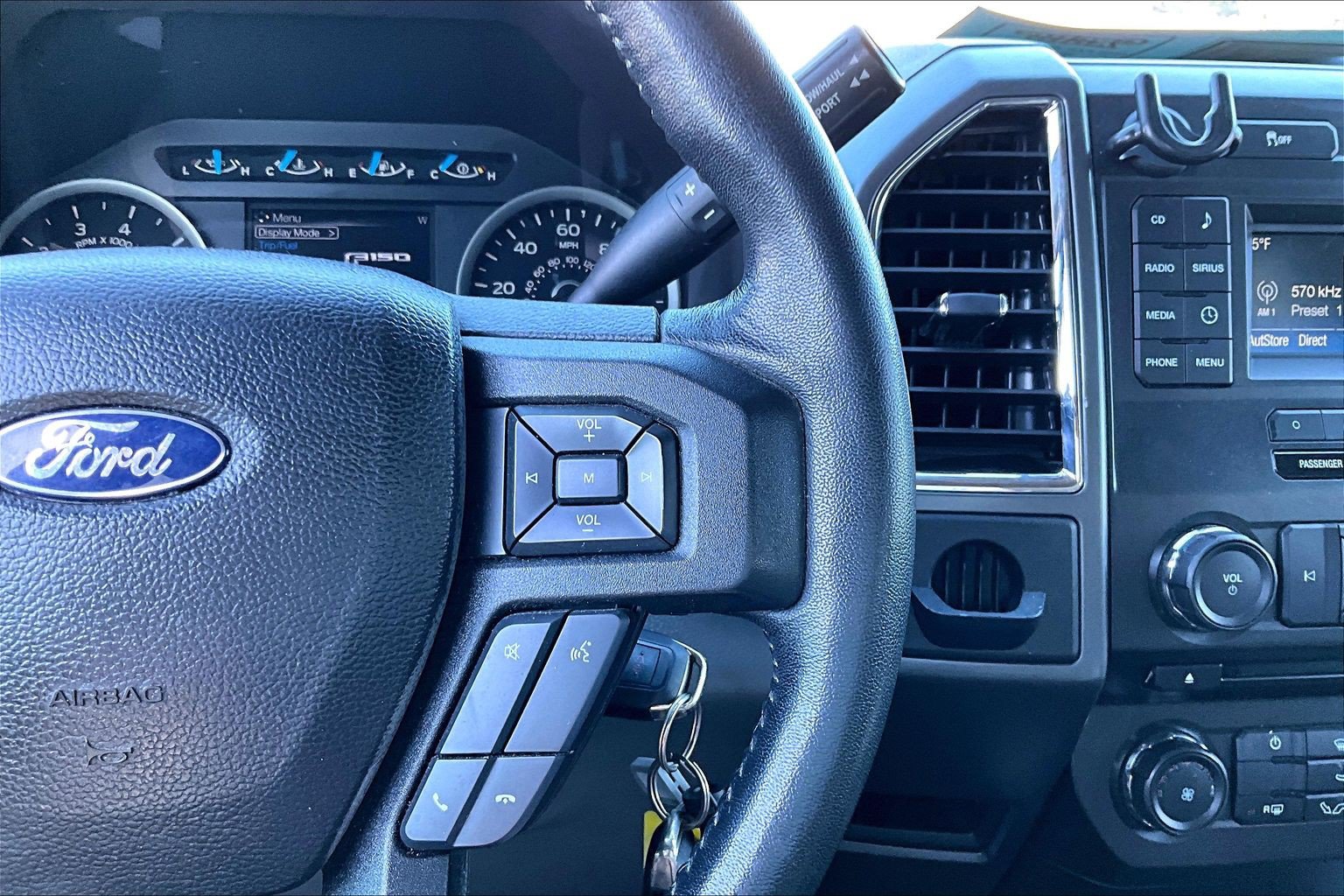 Used 2017 Ford F150 XLT w/ Equipment Group 301A Mid RWD image 20