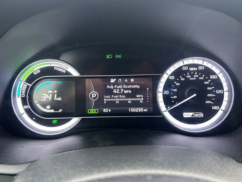 Used 2018 Kia Niro LX image 26