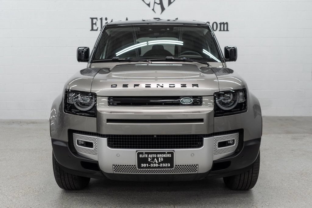 Used 2024 Land Rover Defender 110 S AWD/4WD image 3