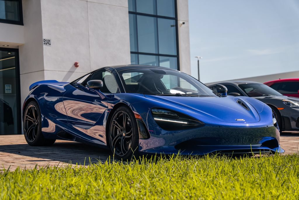Used 2024 McLaren 750S Spider RWD image 7