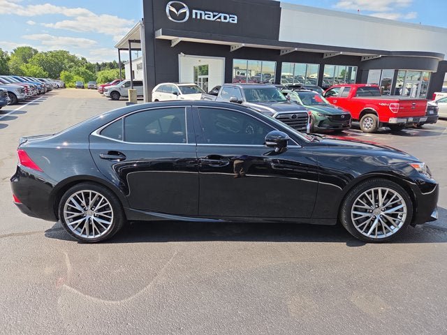 Used 2016 Lexus IS 300 AWD image 6