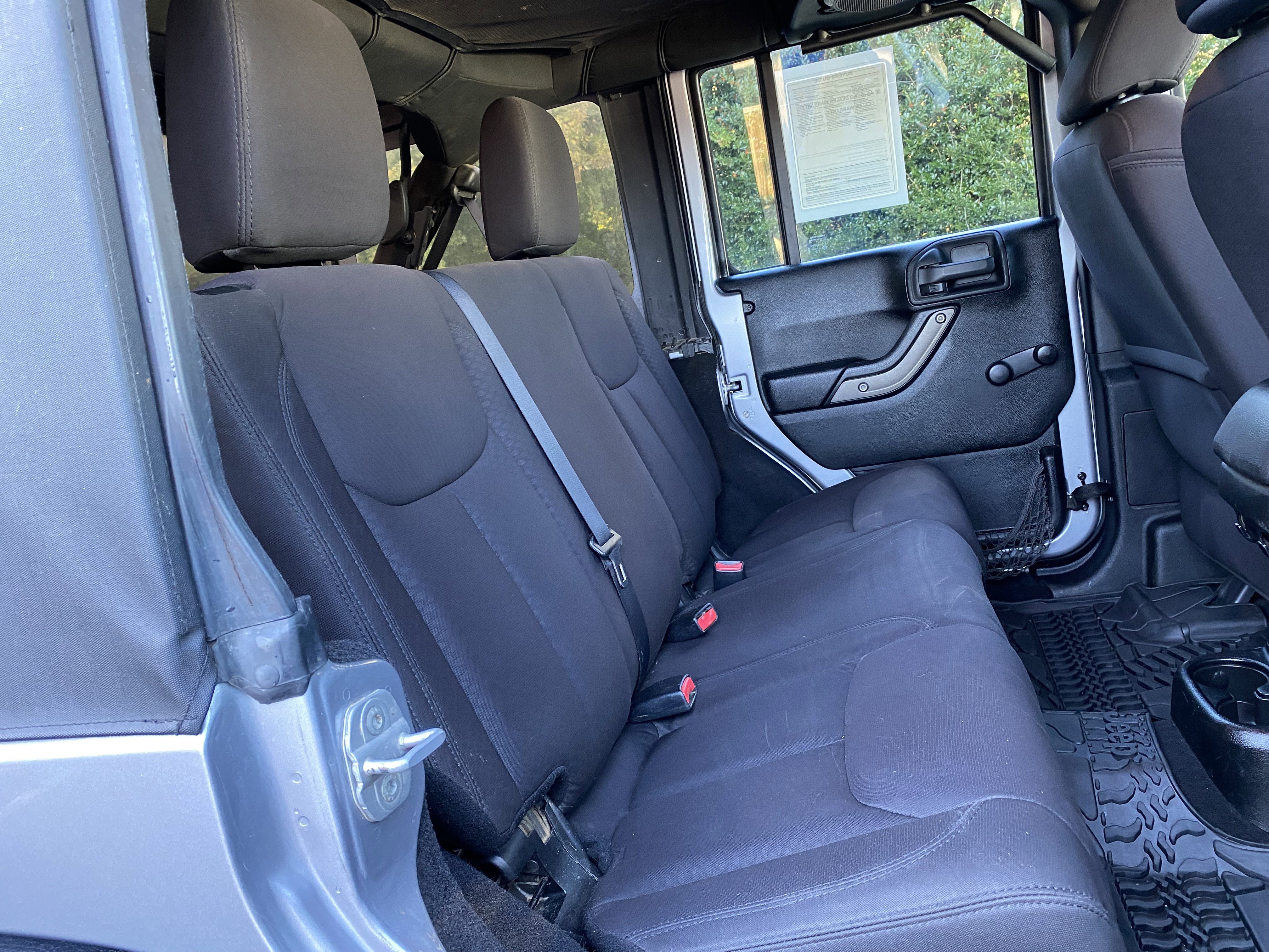 Used 2013 Jeep Wrangler Unlimited Sport image 32