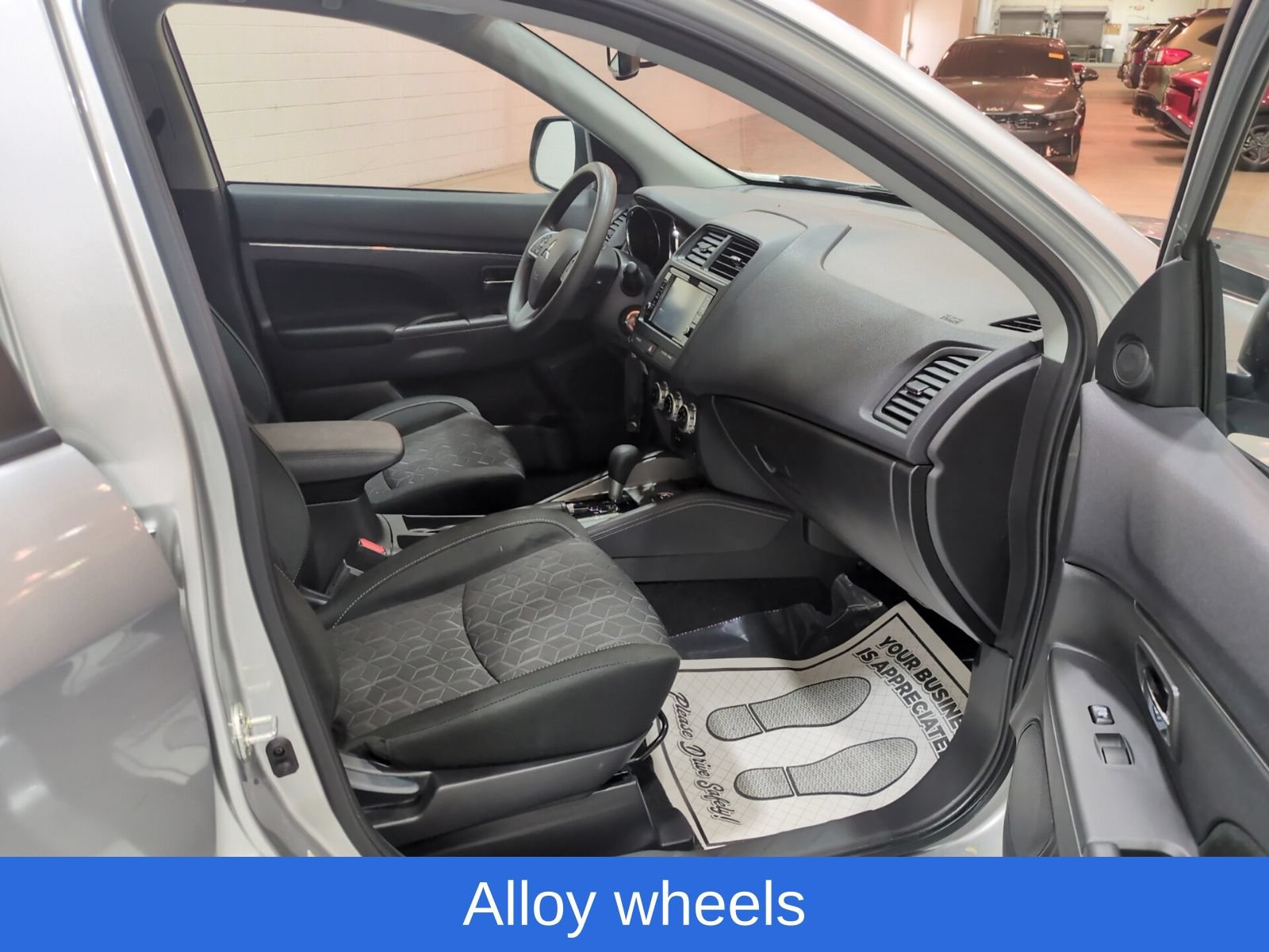 Used 2024 Mitsubishi Outlander Sport ES AWD/4WD image 9