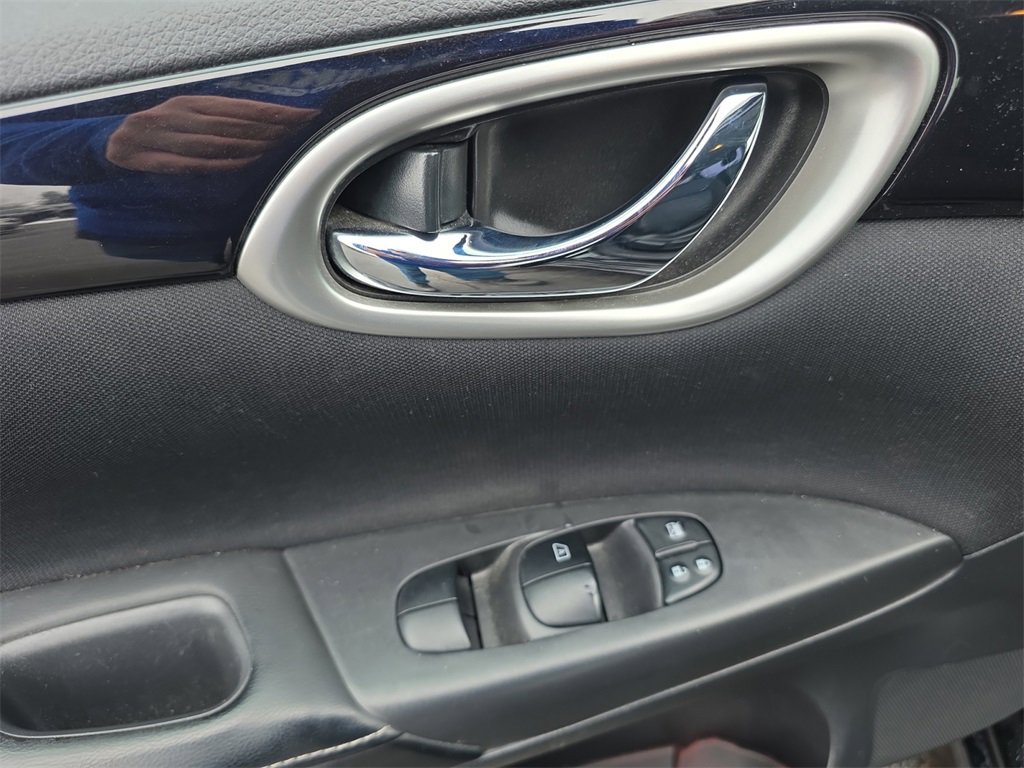 Used 2019 Nissan Sentra SV image 13