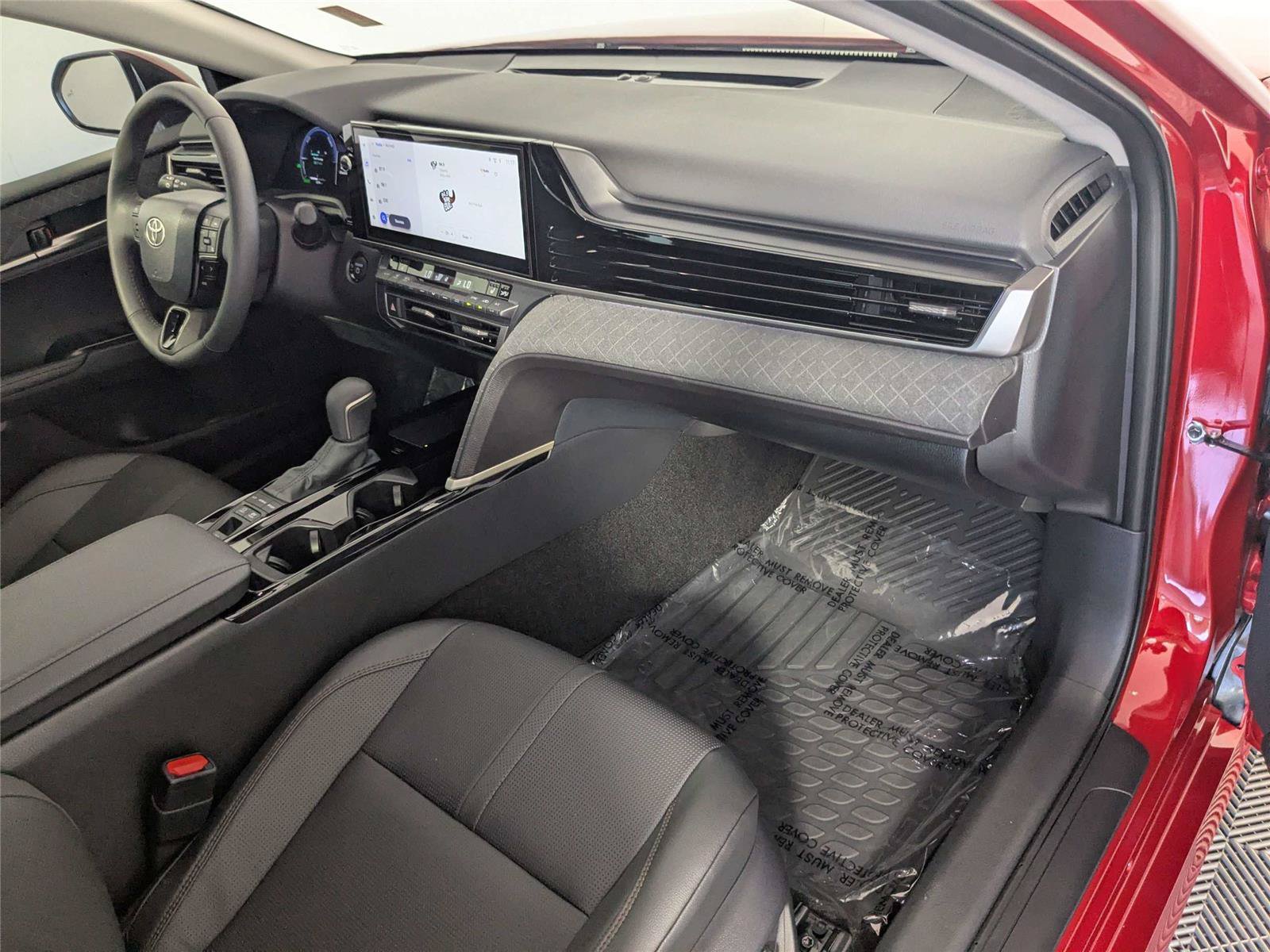 Certified 2026 Toyota Camry XLE FWD image 32