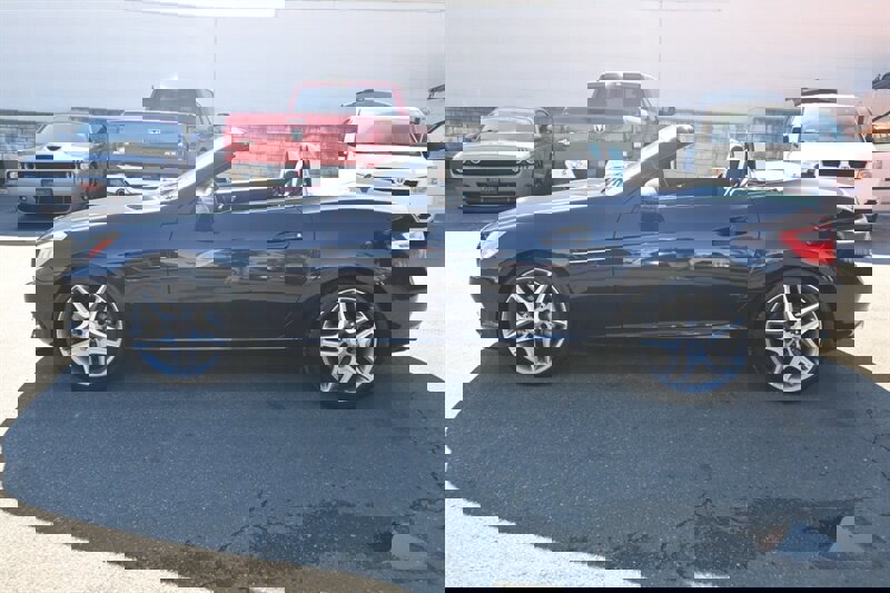 Used 2015 Mercedes-Benz SLK 250 image 16