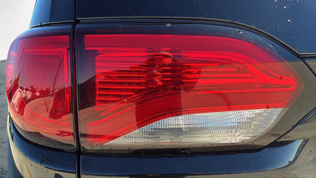 Used 2020 Chrysler Pacifica Touring w/ S Appearance Package image 38