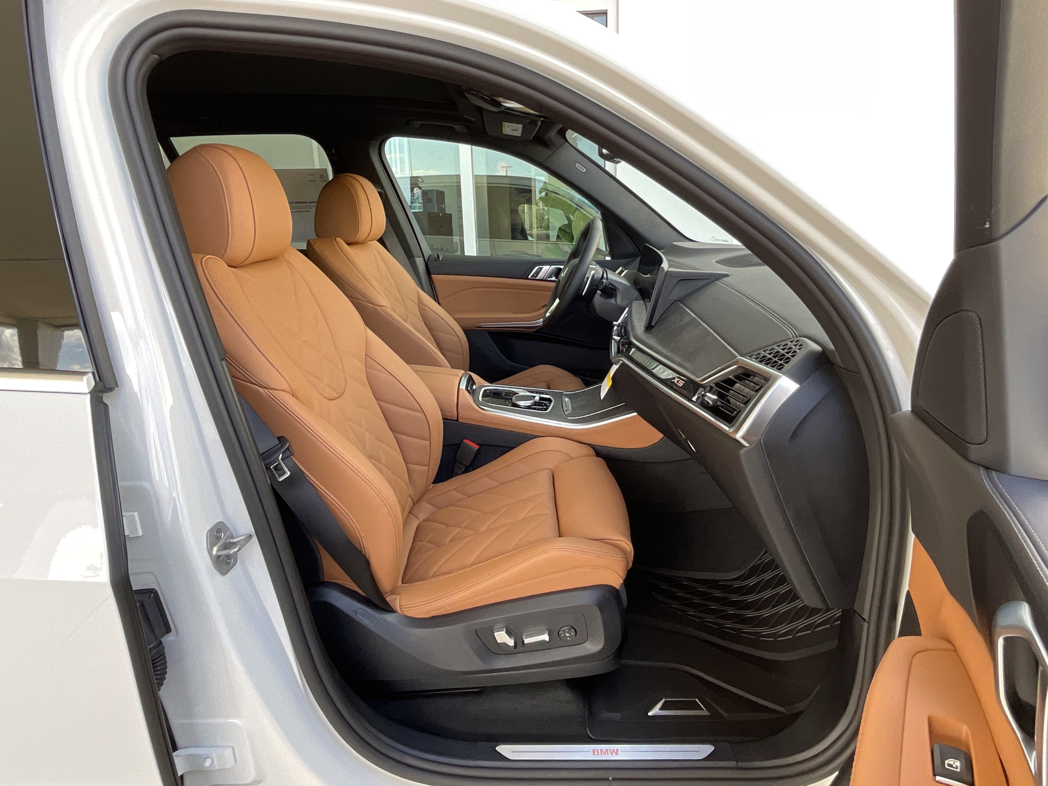 New 2026 BMW X5 sDrive40i image 21