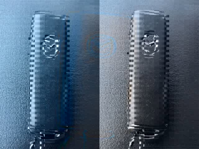 Used 2024 MAZDA MAZDA3 s image 35