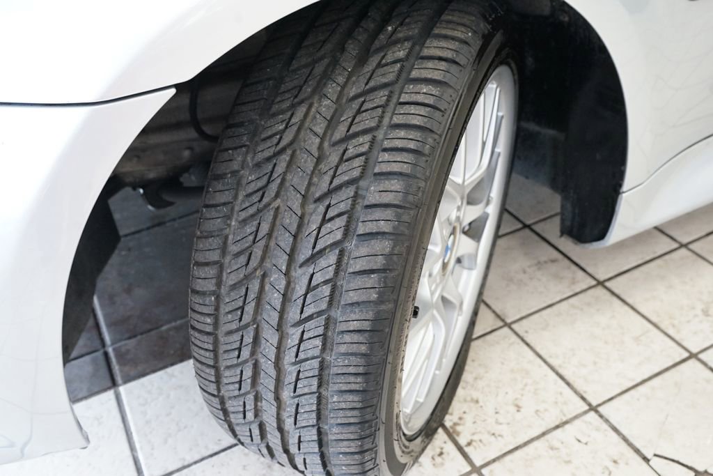 Used 2001 BMW Z3 3.0i RWD image 59