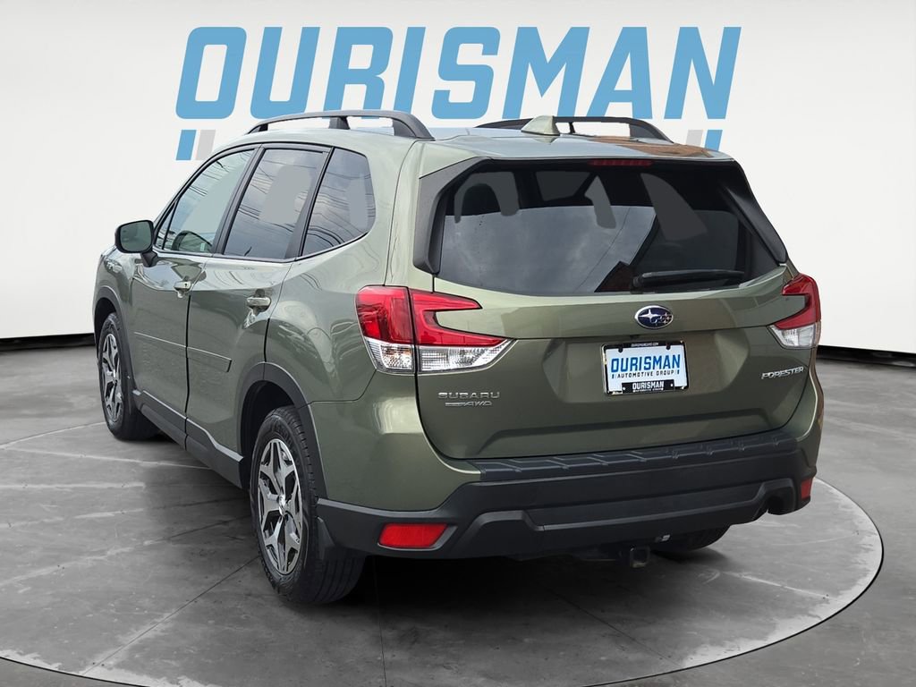 Certified 2021 Subaru Forester Premium w/ Popular Package #1 image 4