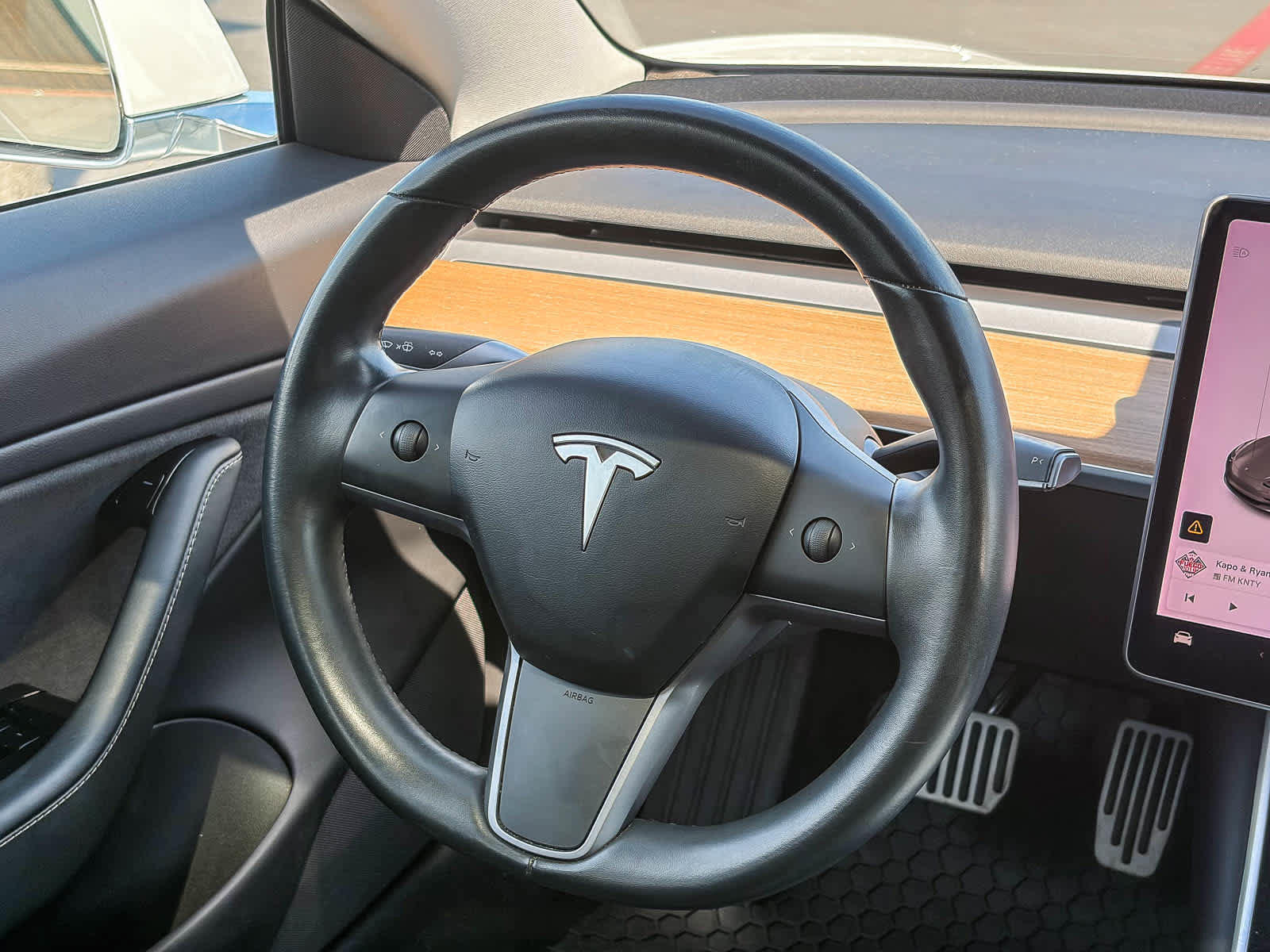 Used 2019 Tesla Model 3 Standard Range RWD image 14