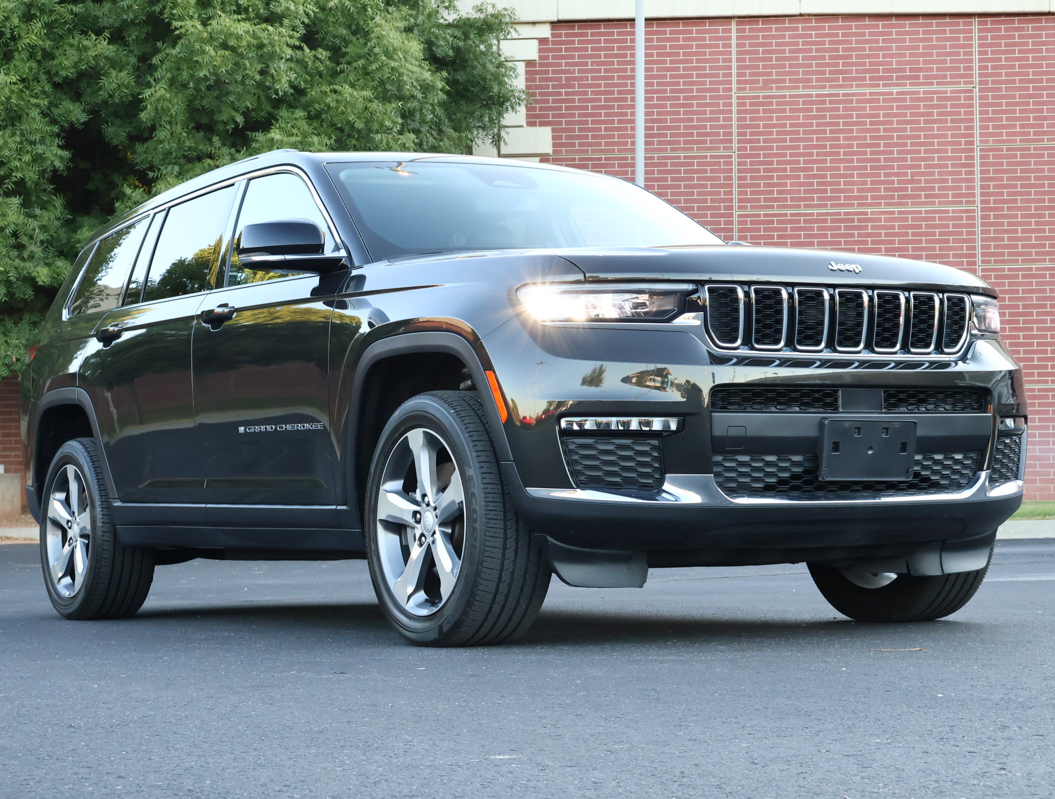 Used 2022 Jeep Grand Cherokee L Limited