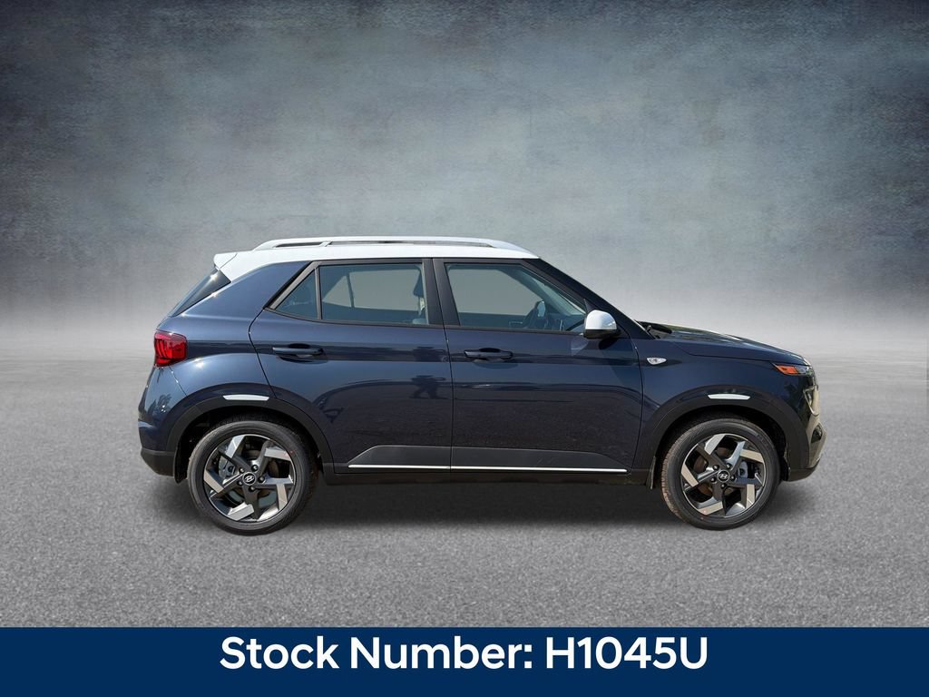 New 2026 Hyundai Venue SEL FWD image 6