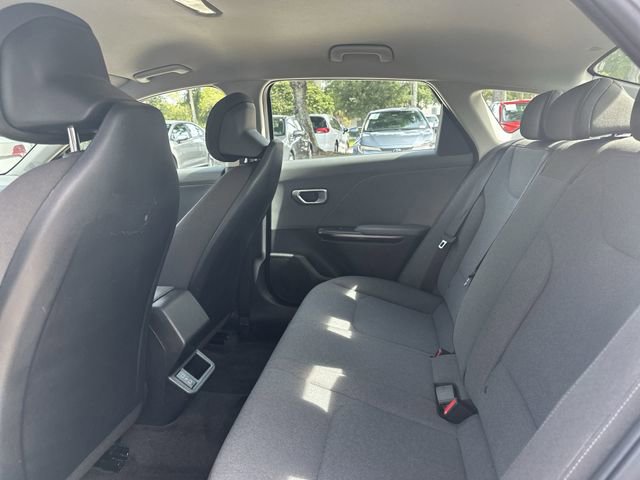Used 2025 Kia K4 FWD image 27