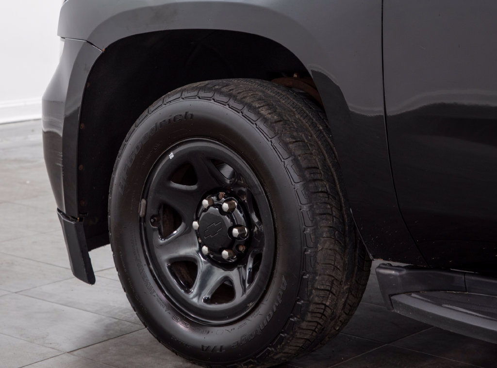 Used 2019 Chevrolet Tahoe 4WD w/ Remote Keyless Entry Package image 9
