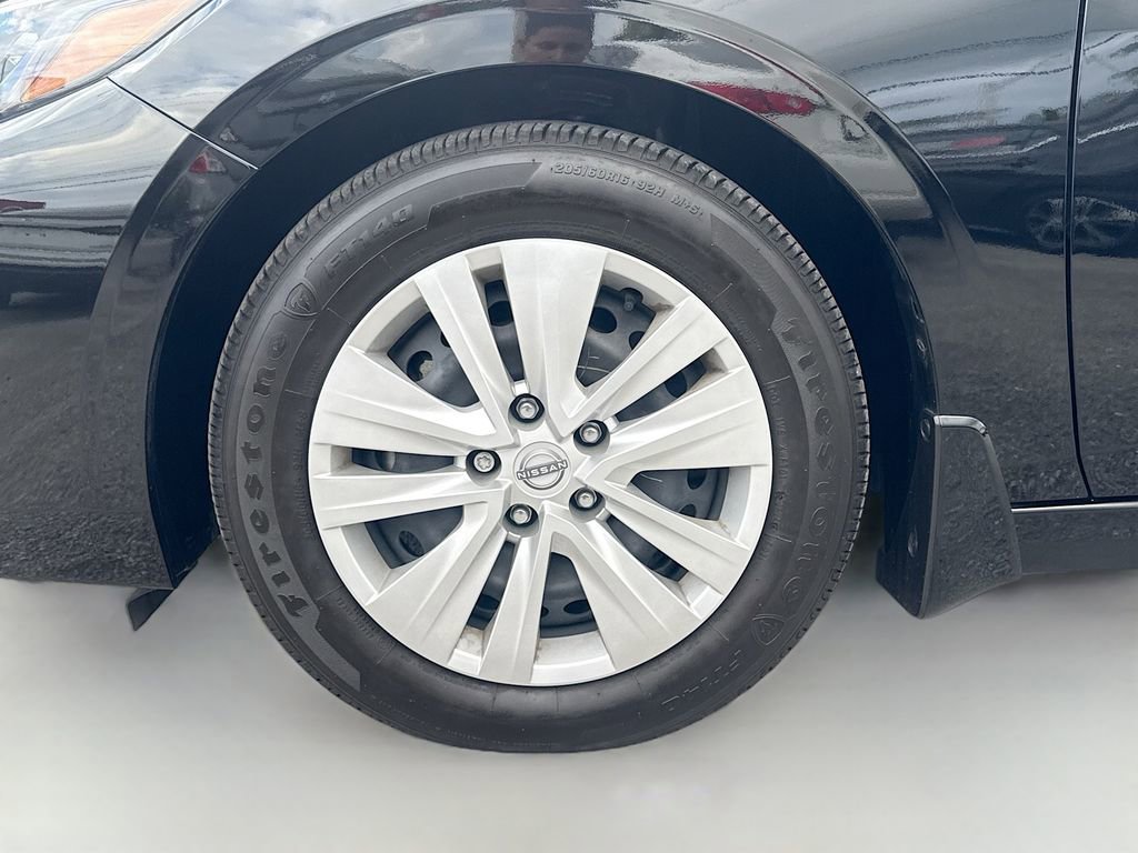 Certified 2025 Nissan Sentra S image 29