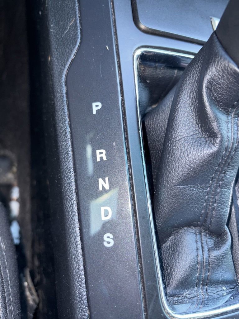 Used 2016 Ford Explorer XLT image 27