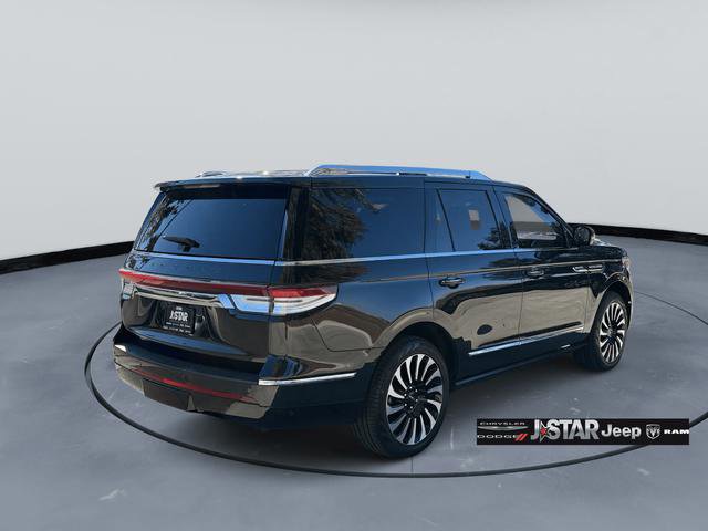 Used 2024 Lincoln Navigator Black Label AWD/4WD image 4