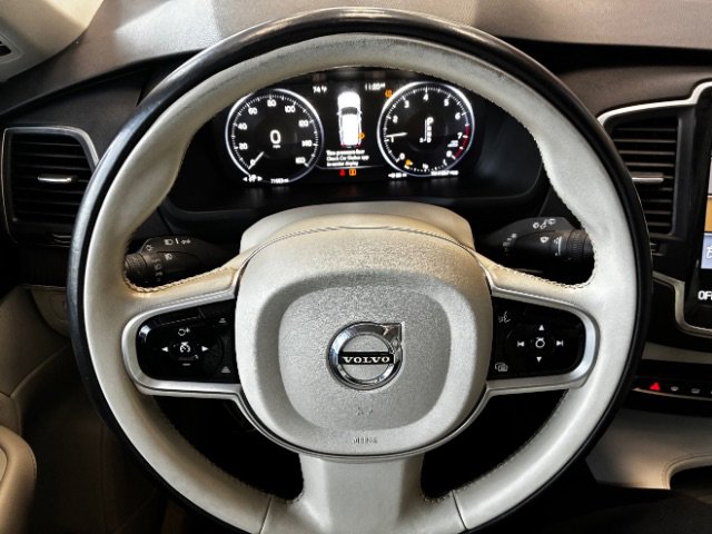 Used 2020 Volvo XC90 T5 Momentum w/ Protection Package Premier image 23