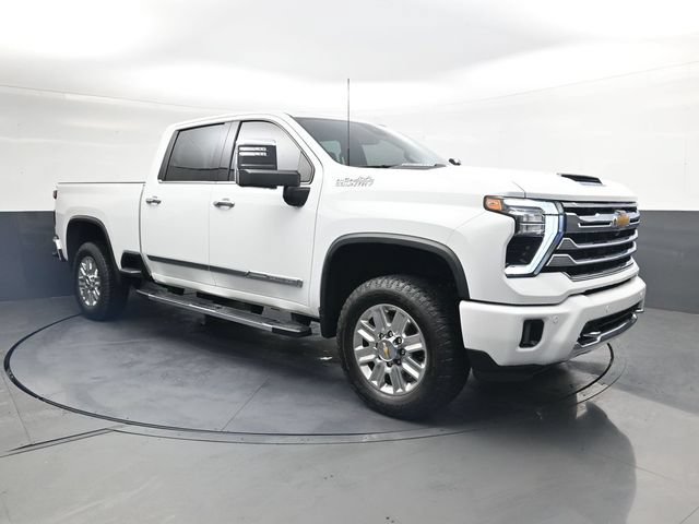 Used 2024 Chevrolet Silverado 2500 High Country w/ High Country Premium Package AWD/4WD video 2