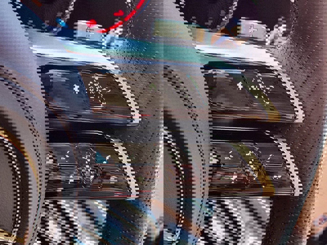 New 2026 Mercedes-Benz GLS 450 4MATIC image 26