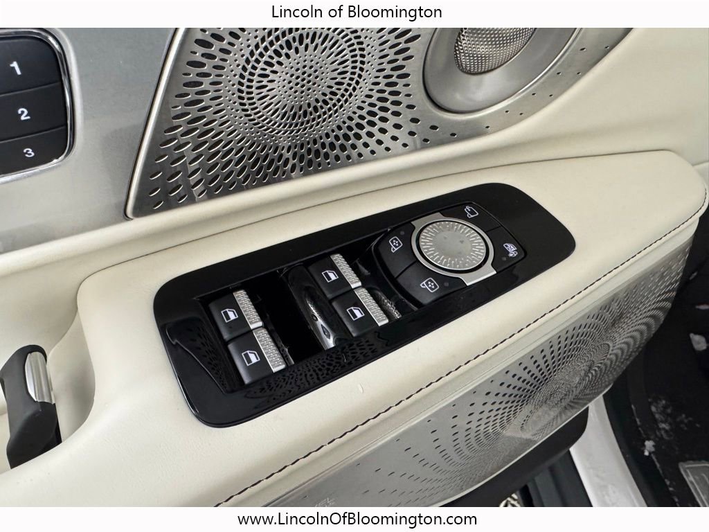 New 2026 Lincoln Nautilus Black Label w/ Jet Appearance Package image 20