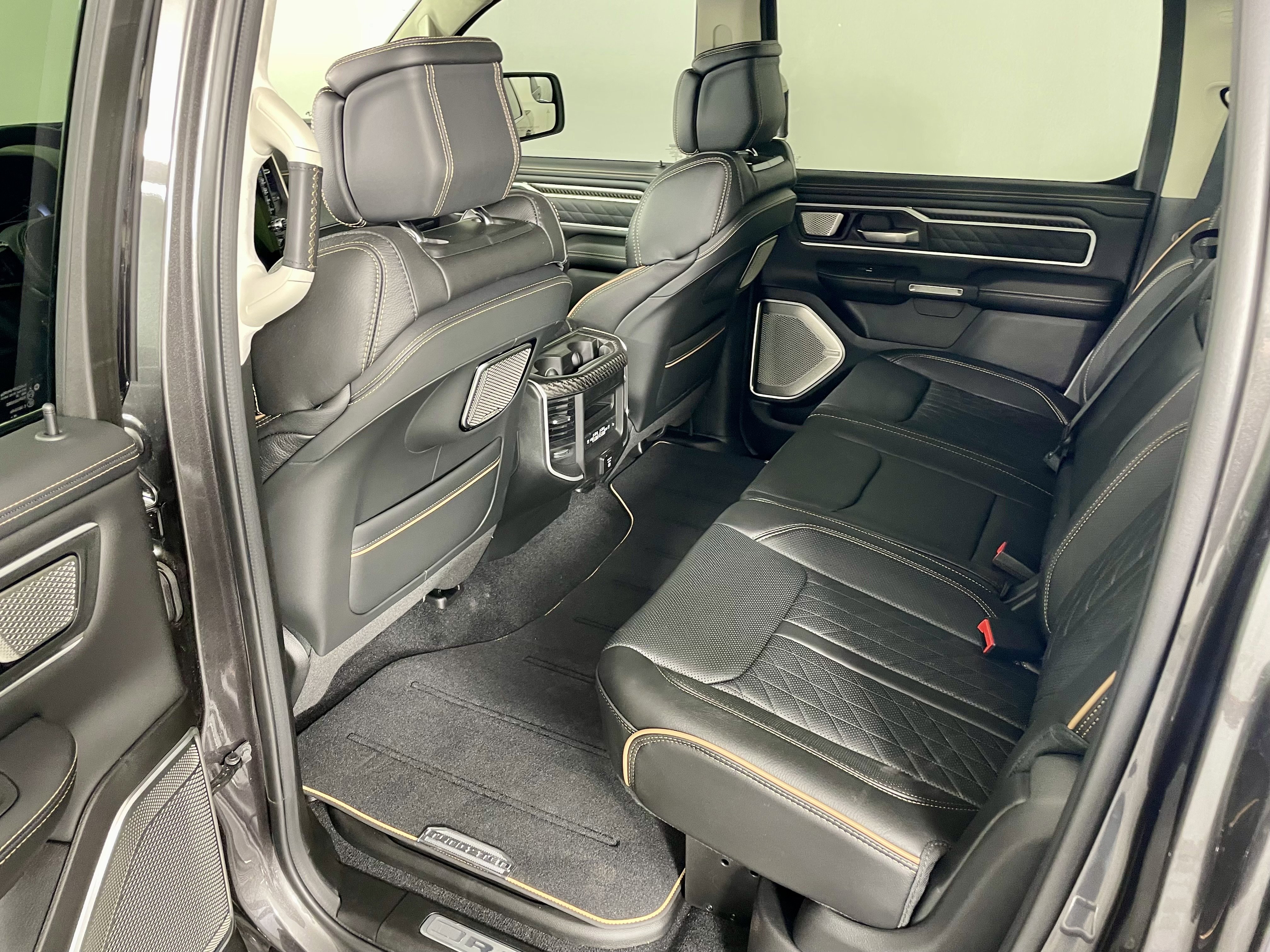 Used 2026 RAM 1500 Tungsten w/ Trailer Tow Group image 11