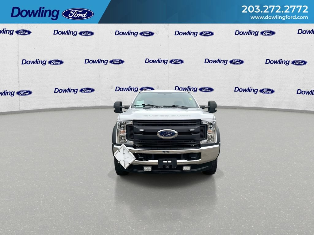 Used 2019 Ford F550 4x4 Regular Cab Super Duty image 3