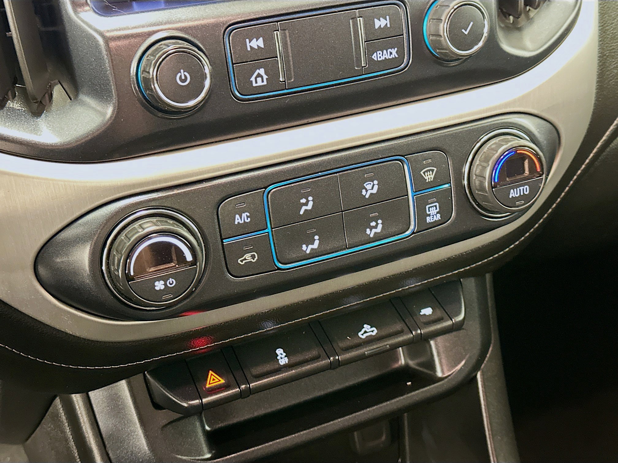 Used 2019 GMC Canyon SLE w/ SLE Convenience Package image 24