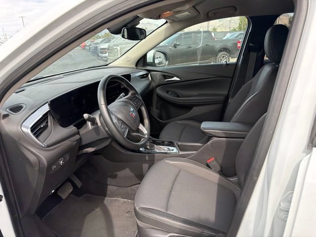 Used 2025 Buick Encore GX Preferred FWD image 18