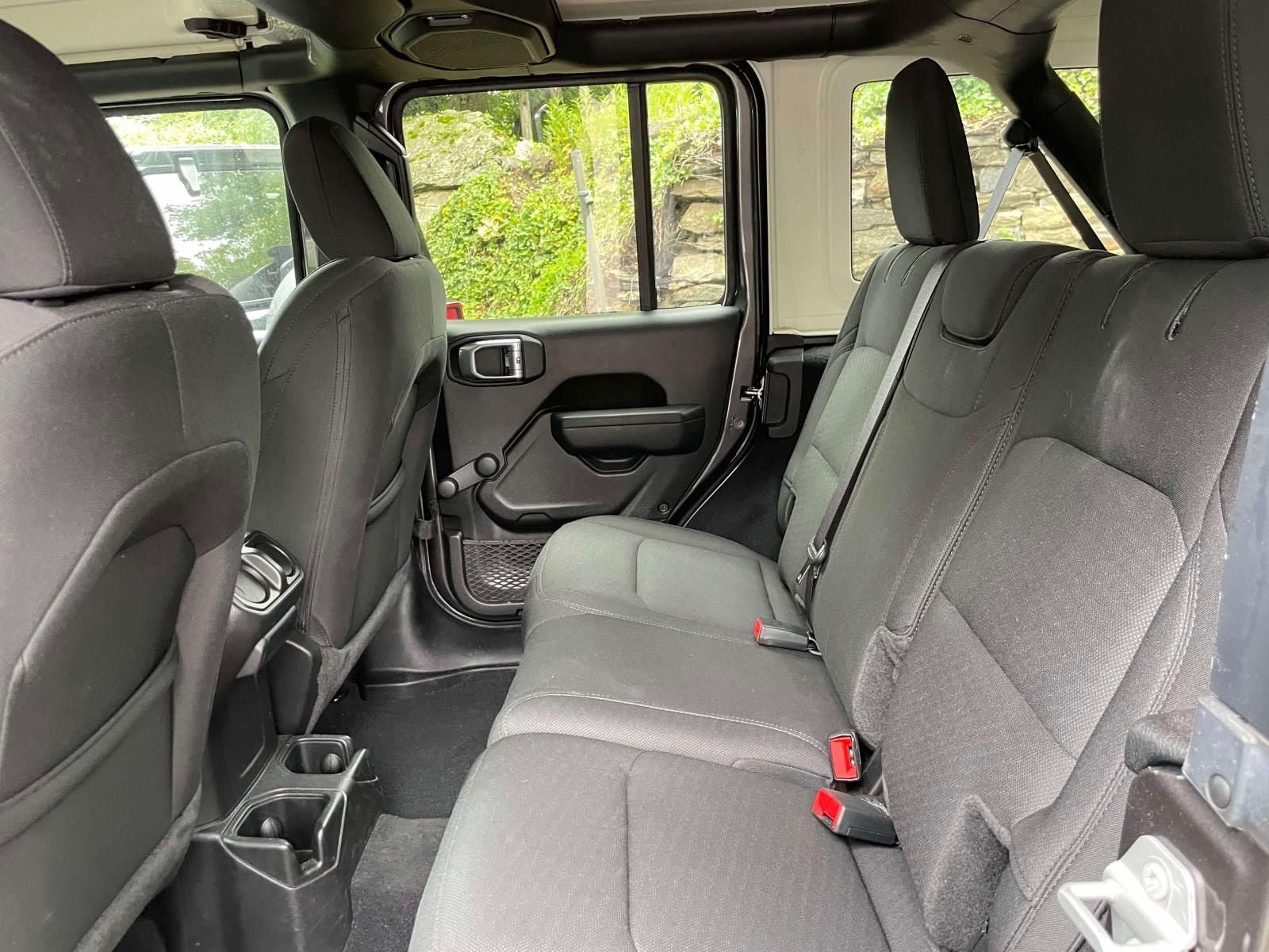 Used 2022 Jeep Wrangler Unlimited Sport AWD/4WD image 11