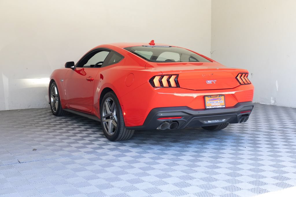 Used 2025 Ford Mustang GT RWD image 14
