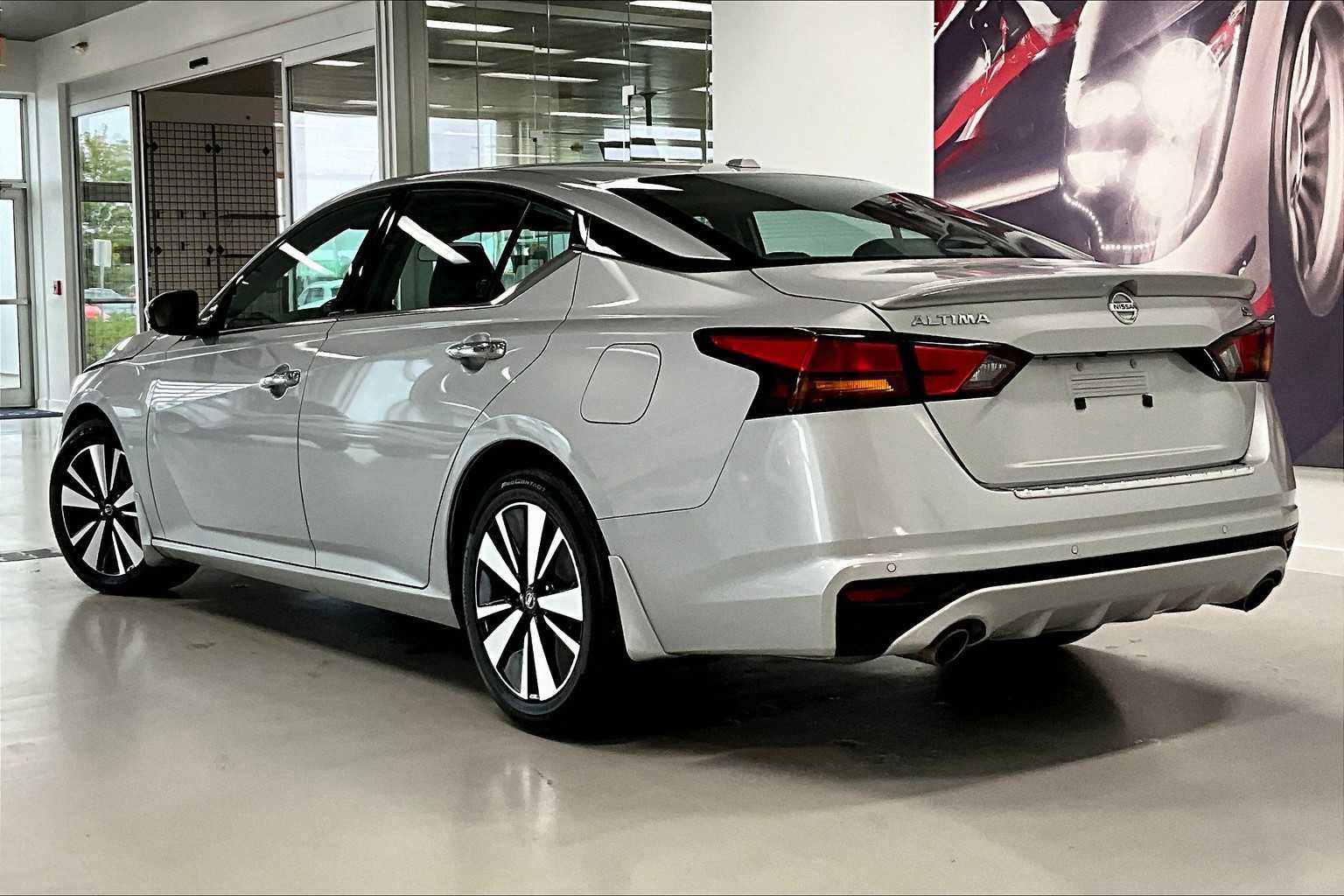 Used 2022 Nissan Altima 2.5 SL image 4