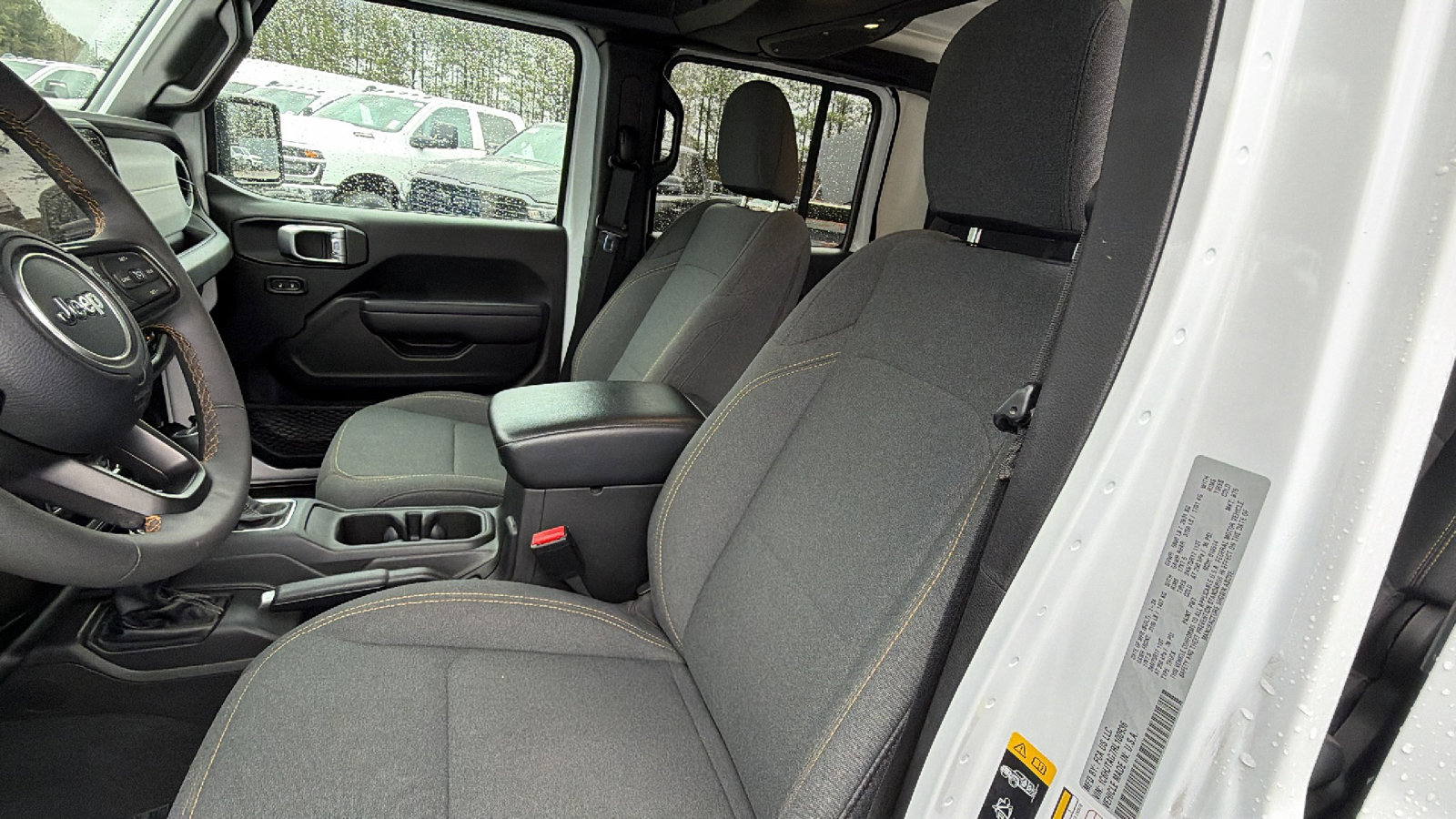 Used 2024 Jeep Gladiator Sport image 17