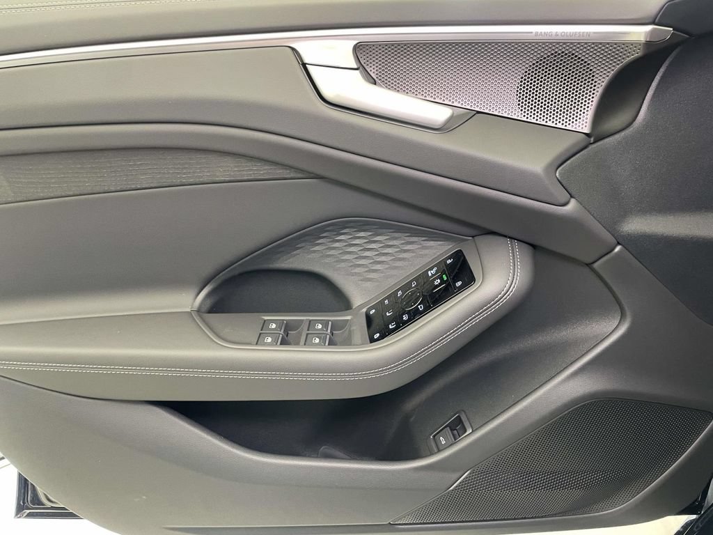 New 2026 Audi A6 Premium Plus AWD/4WD image 34