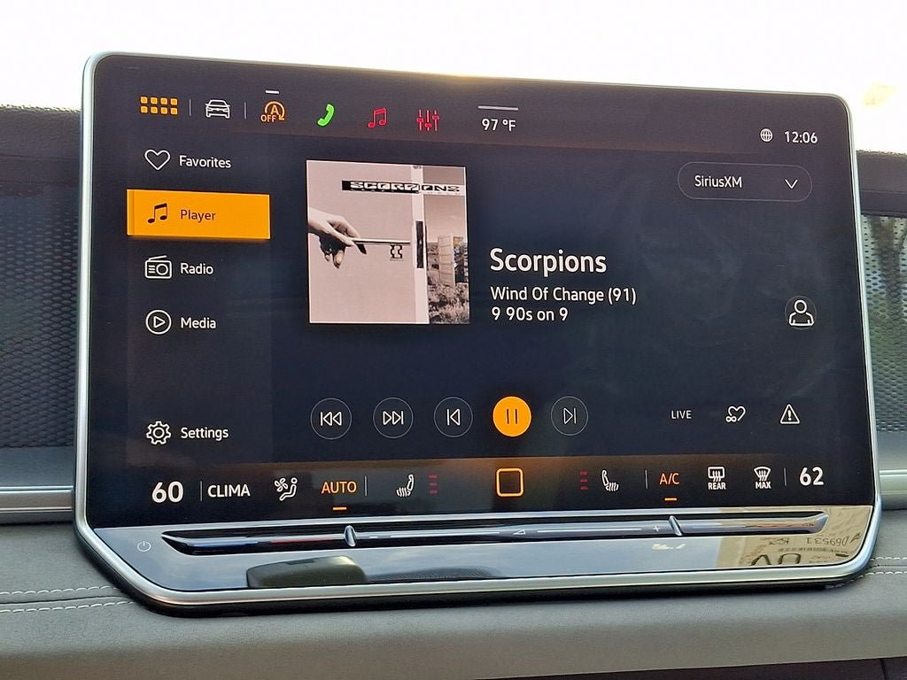 New 2026 Volkswagen Tiguan SE AWD/4WD image 13